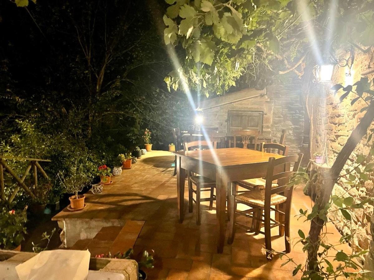 Hostal Il Borghetto Di Pedana Città di Castello Exterior foto