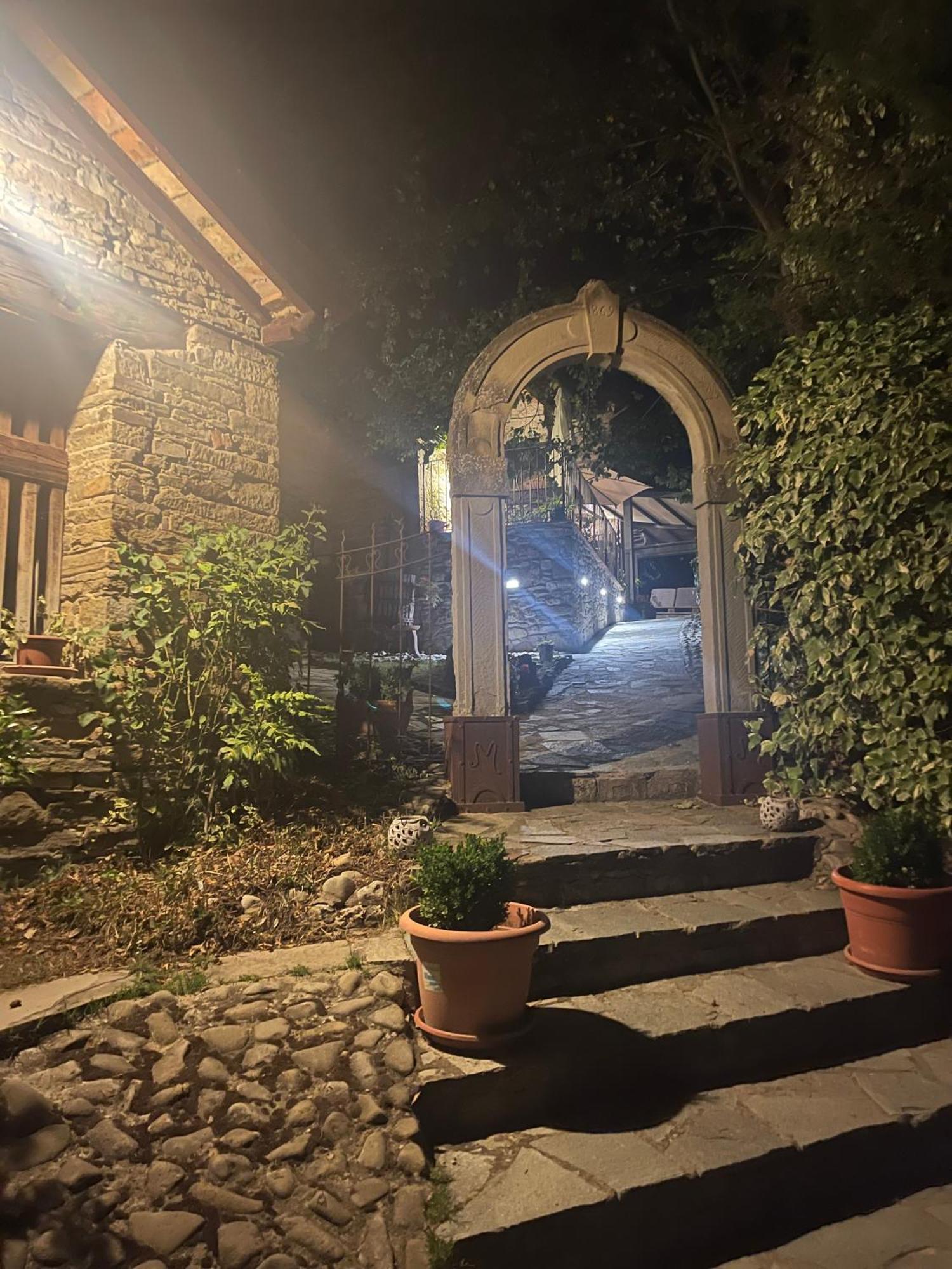 Hostal Il Borghetto Di Pedana Città di Castello Exterior foto